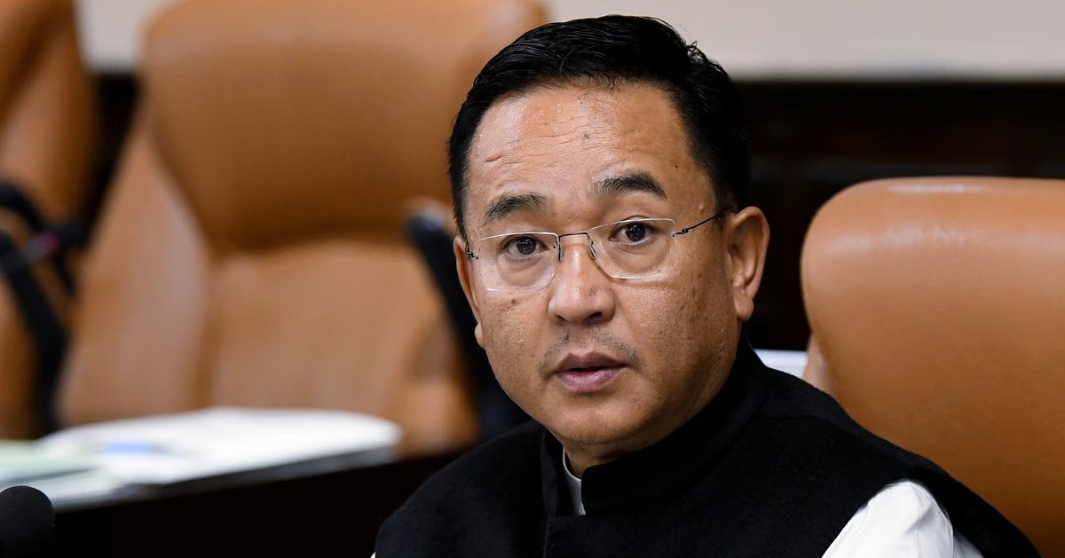 Sikkim CM announces stringent action against toilets at petrol pumps and government offices