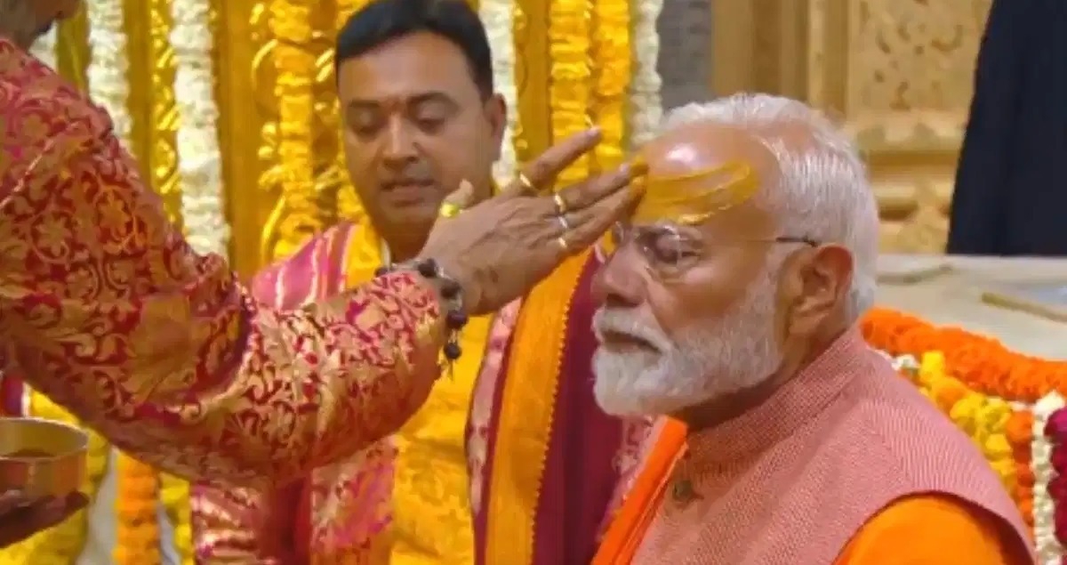 At Gujarat’s Somnath Jyotirlinga temple, PM Modi prays