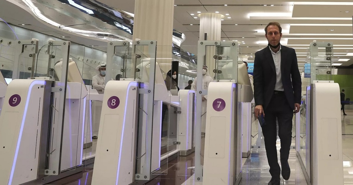 UK Airports Introduce Biometric-Only Boarding System