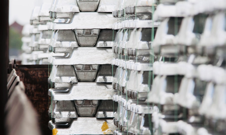 Aluminum futures prices rose: Fuel prices rise on new deals