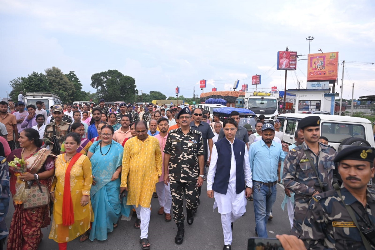 Raju Bista claims that the Panitanki border is fully reopened and that travel and trade have resumed