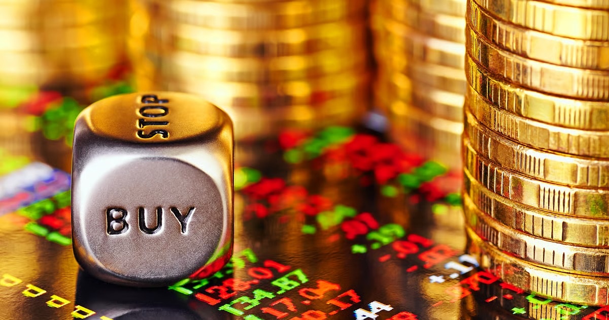 Stock Benchmarks Weaken as Global Trade Concerns Spook Investors